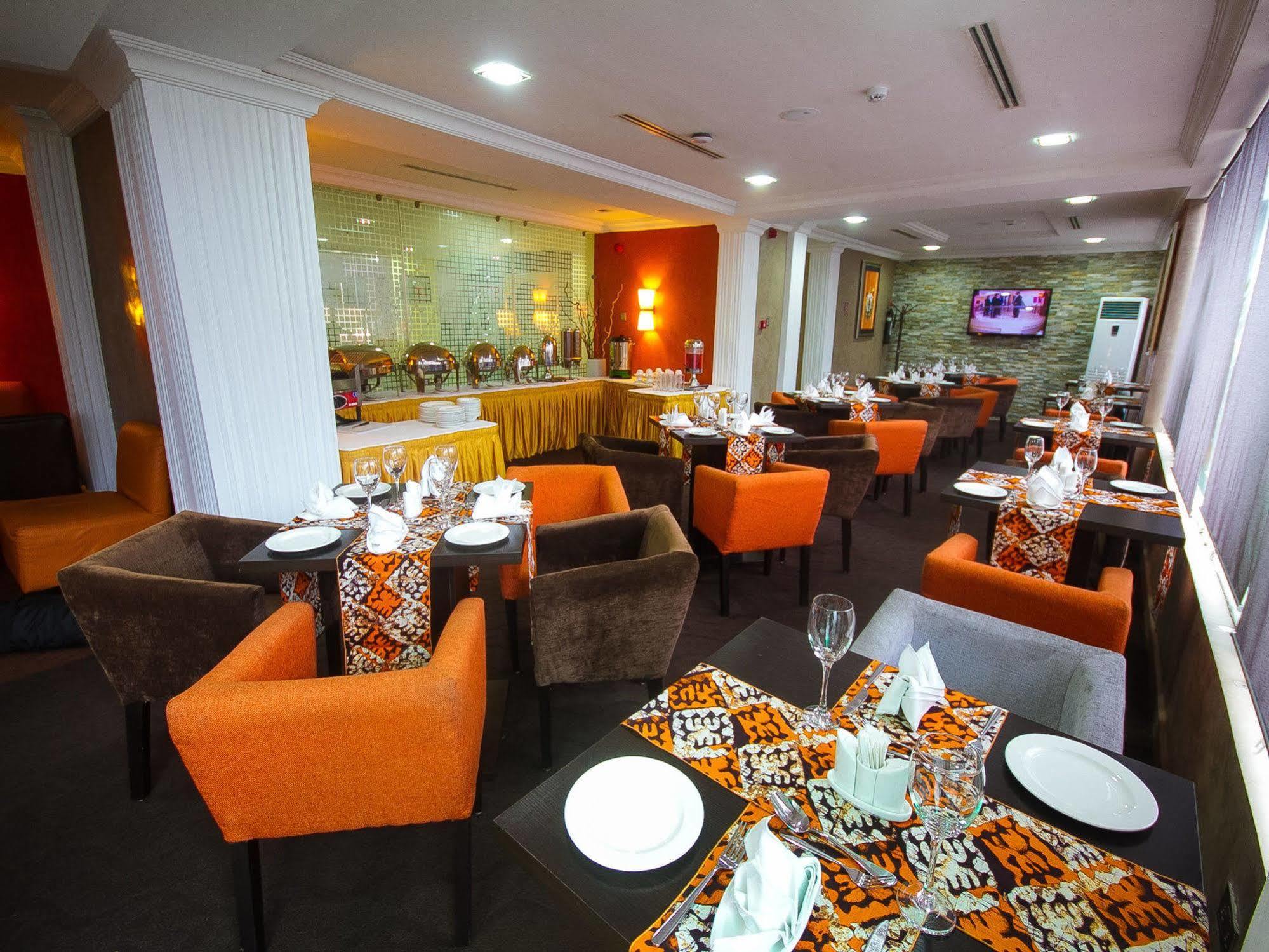 Golfview Suites & Conference Center Икея Экстерьер фото