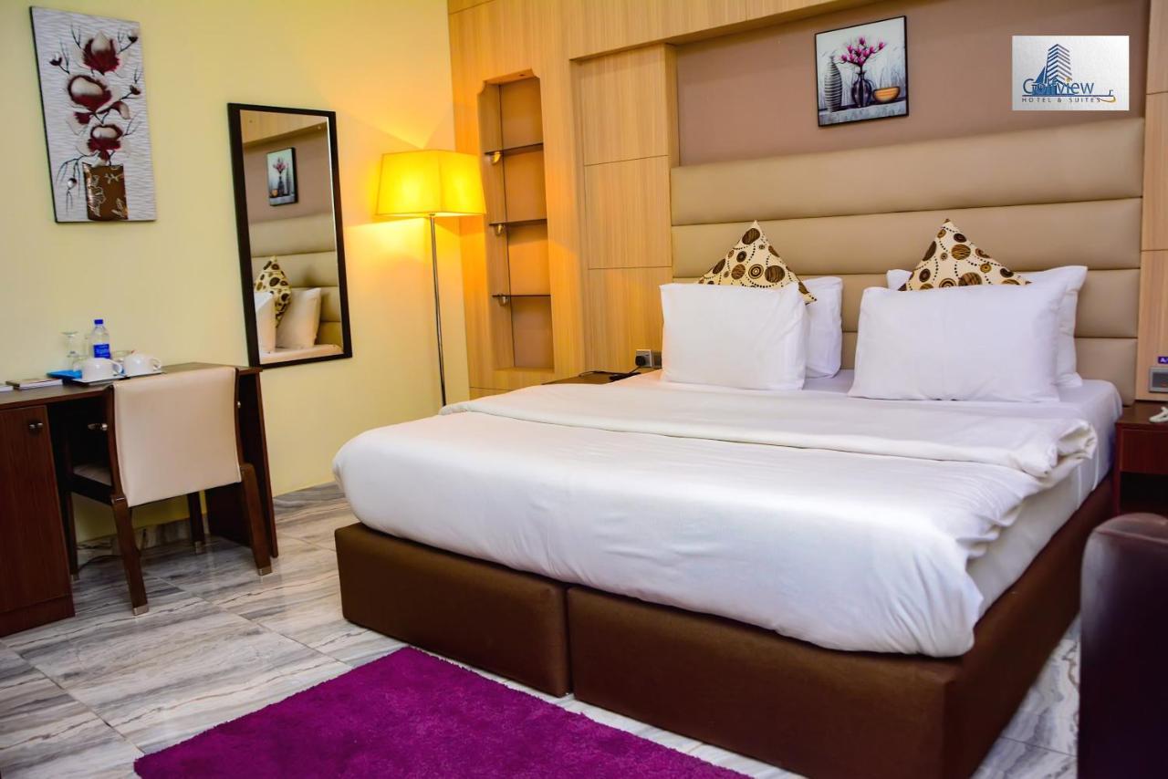 Golfview Suites & Conference Center Икея Экстерьер фото